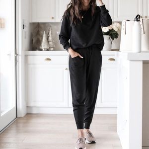 Old Navy Midrise Plushknit Jogger 